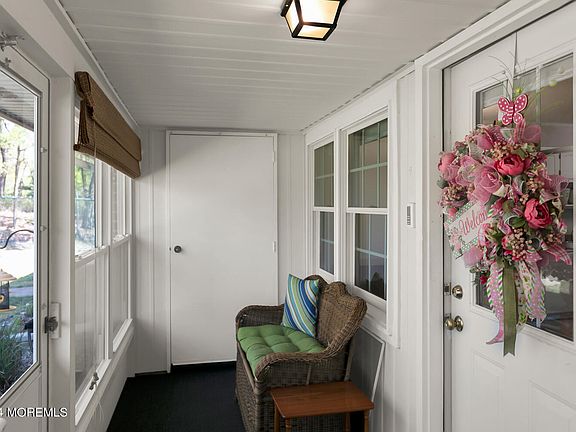 3rd image of 825B Balmoral Court #B