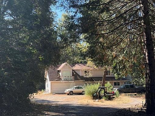 1st image of 7037 Blackhawk Ln