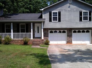 214 Hickory View Dr, Lawrenceville, GA 30046