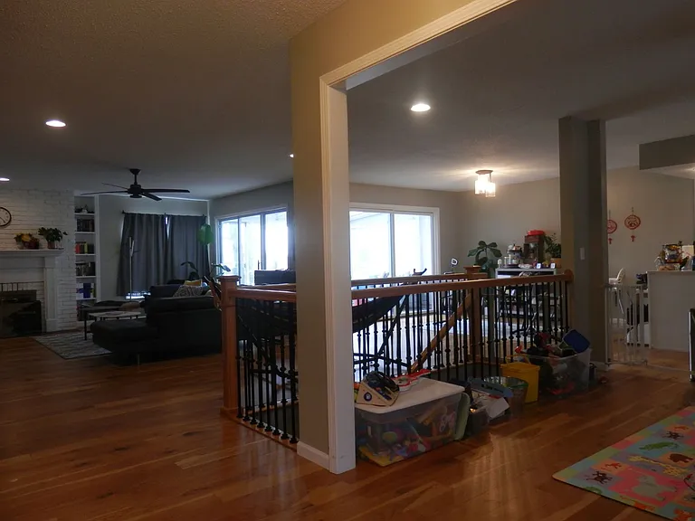 1510 Woodrail Ave — Photo 3