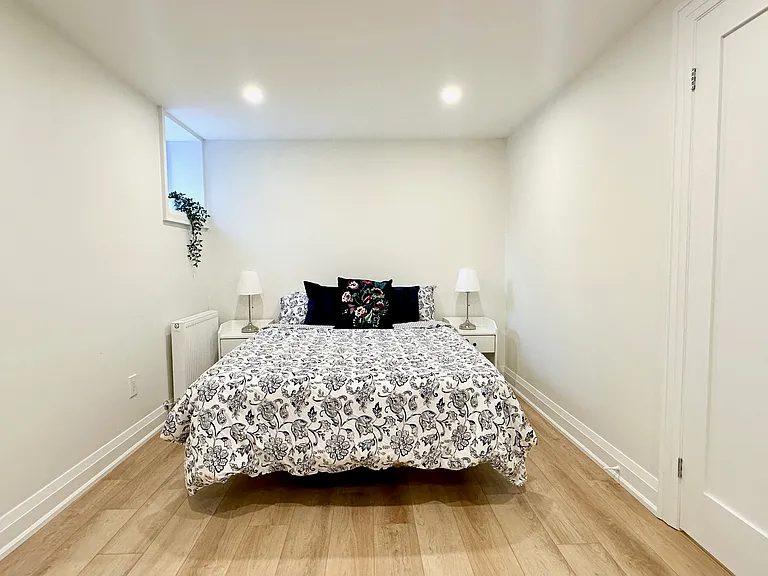 272 High Park Ave — Photo 6