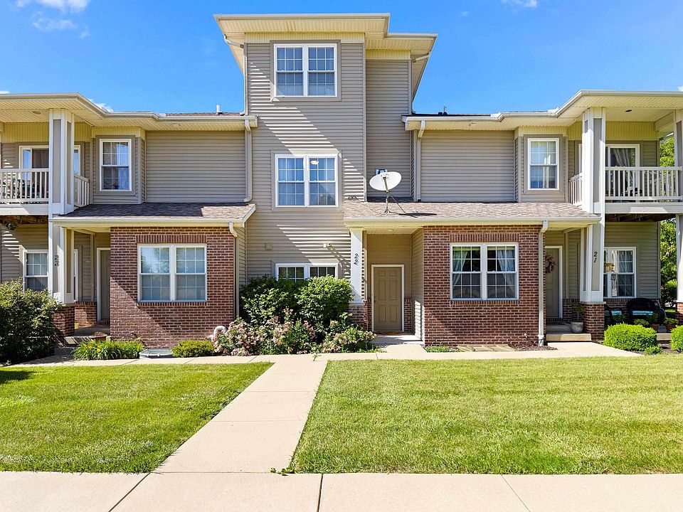 1st image of 11217 Oakwood Dr #22