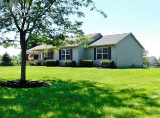 7785 Beecher Rd SW, Pataskala, OH 43062