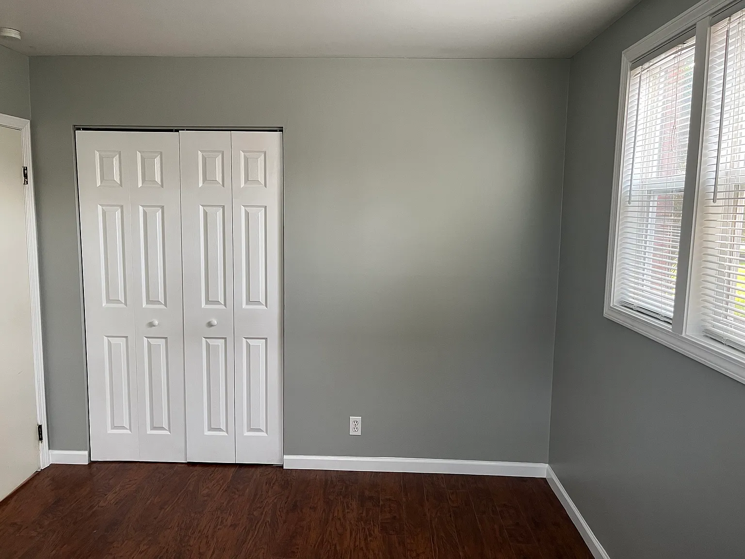 Barone Cir, Cheektowaga — Photo 4