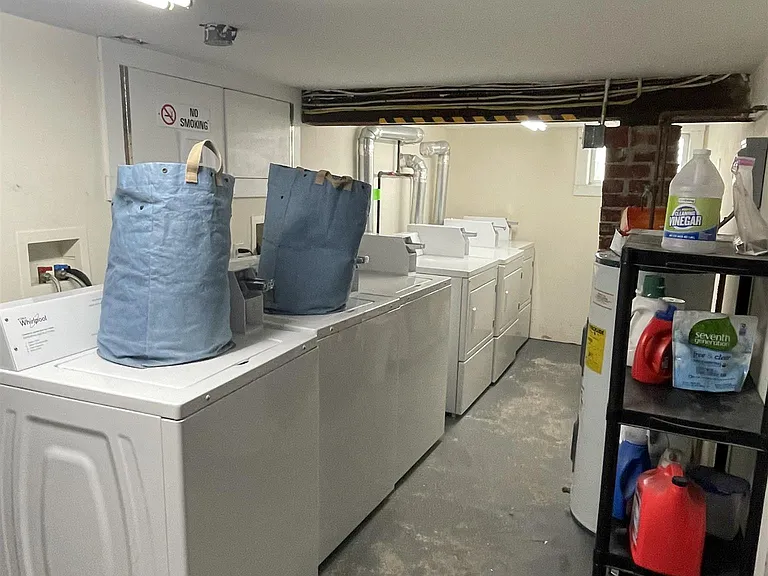 383 Columbia St #1 — Photo 15