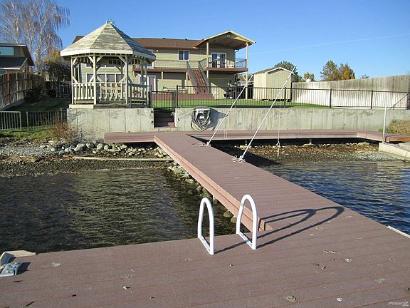Dock - house view
