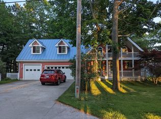 3297 Lakeshore Rd, Manistee, MI 49660