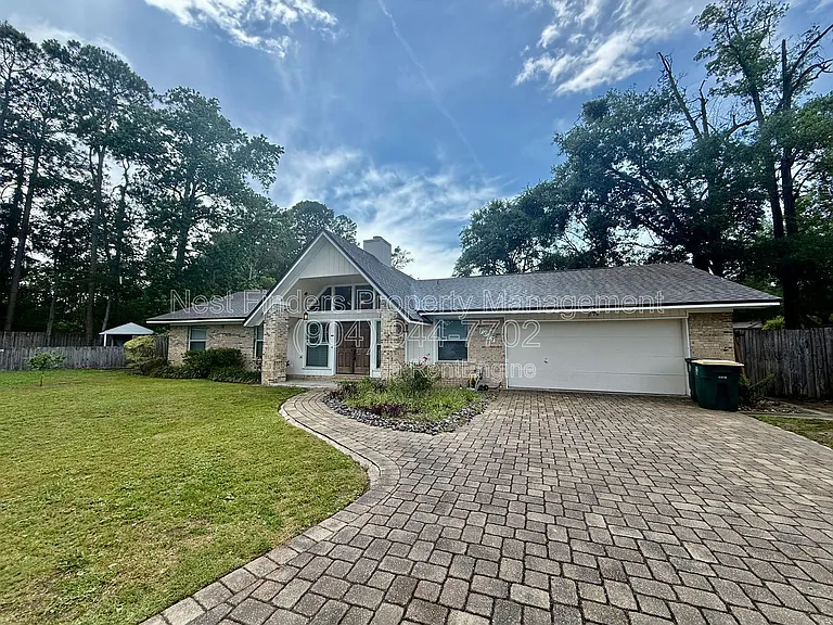 7007 Holiday Hill Ct — Photo 3