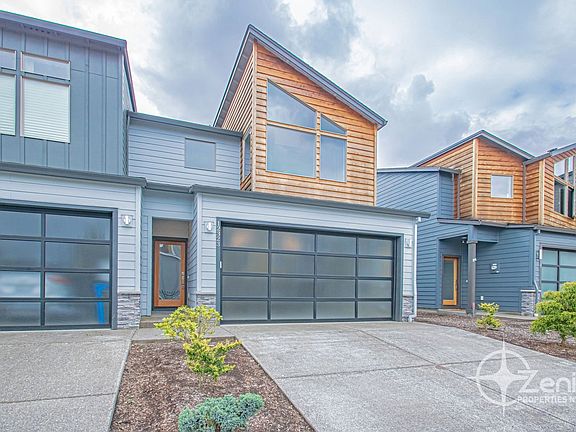 4th image of 12323 NE 116th Way