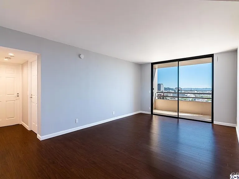 343 Pioneer Dr #1703 — Photo 8