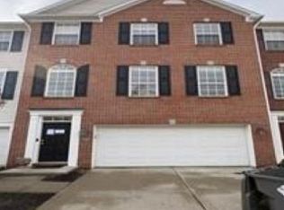 9461 Tanhurst Dr, Indianapolis, IN
