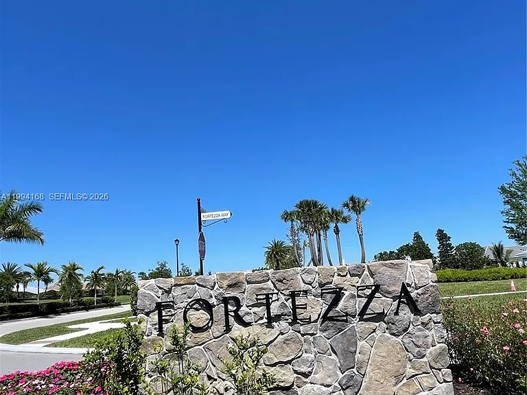 11267 SW Pietra Way — Photo 30