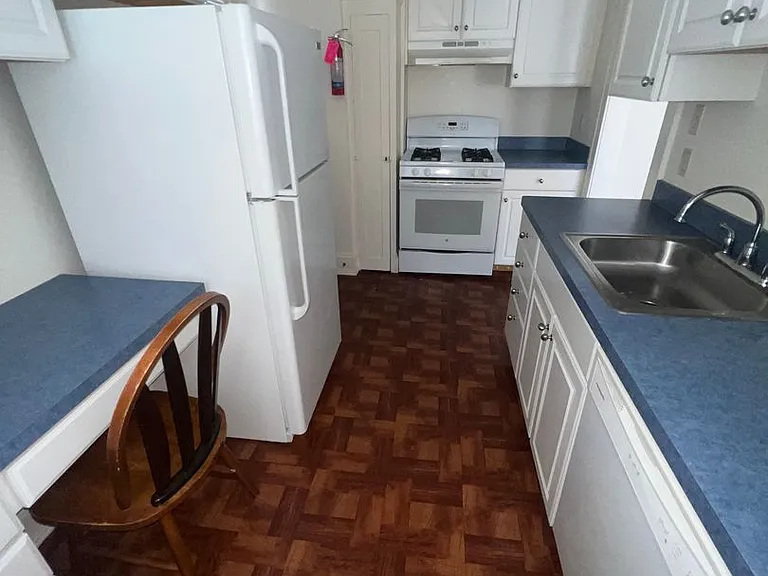 2626 N Moreland Blvd — Photo 25