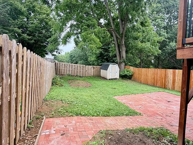673 S Cedar St — Photo 13