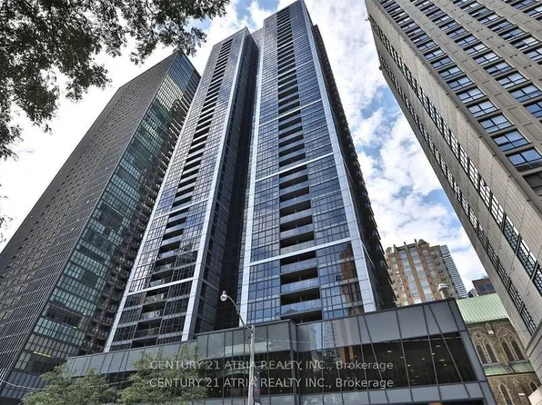 28 Ted Rogers Way #2605, Toronto, ON M4Y 2J4