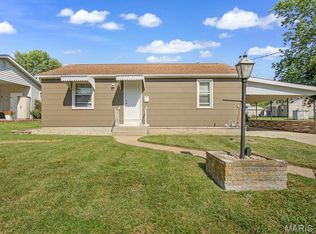 902 Stiening St, Waterloo, IL 62298