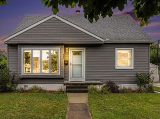 963 Winston Dr, Monroe, MI 48161