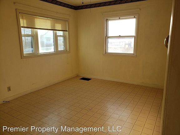 2nd image of 311 22nd Ave N