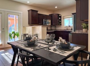 5277 Via Del Cielo, Santa Fe, NM 87507