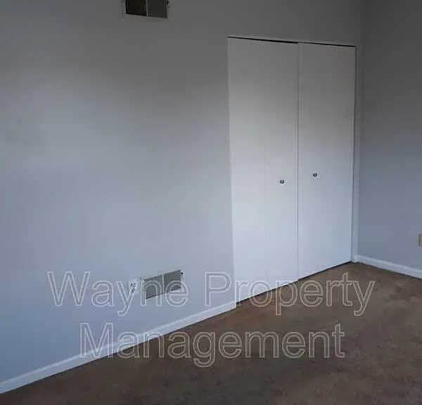 112 Virginia Ave — Photo 13