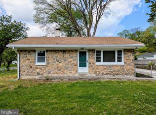8068 Clark Station Rd, Severn, MD 21144