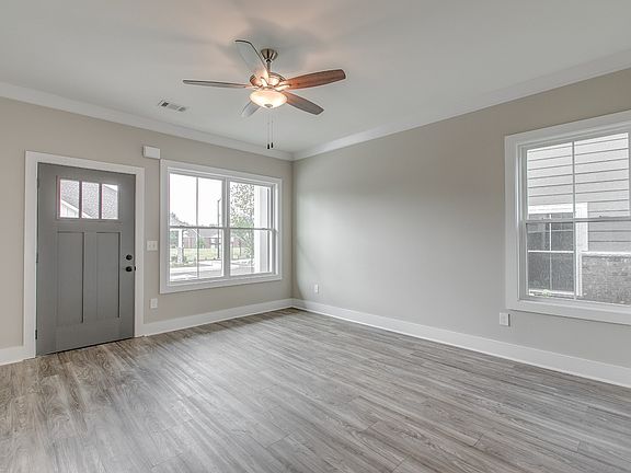 3rd image of 518 Haviture Way