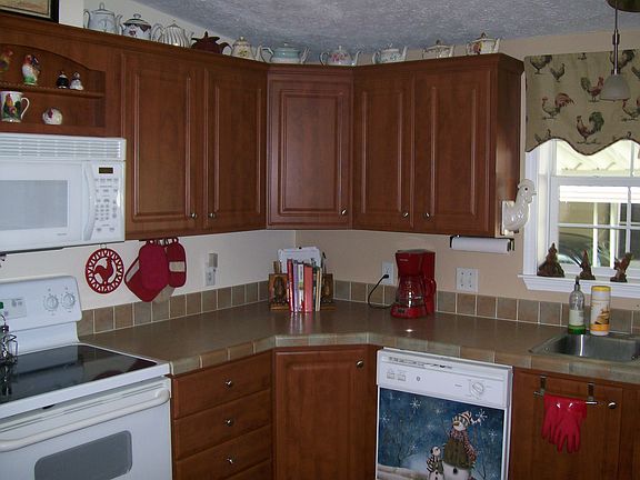 3rd image of 4436 Santa Maria Ct