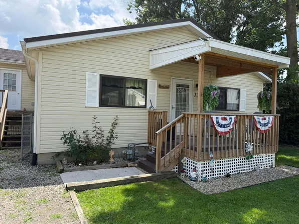 130 Elliott Ave, Buckeye Lake, OH 43008