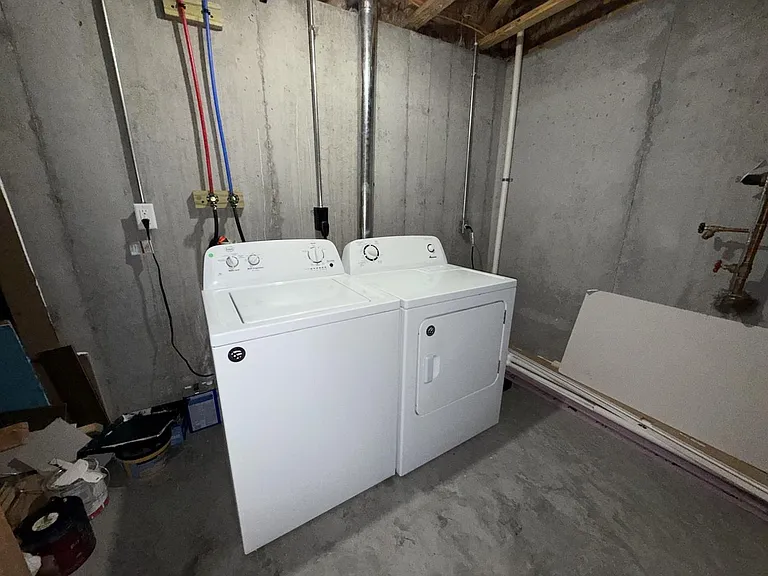 1835 Basston Dr — Photo 20
