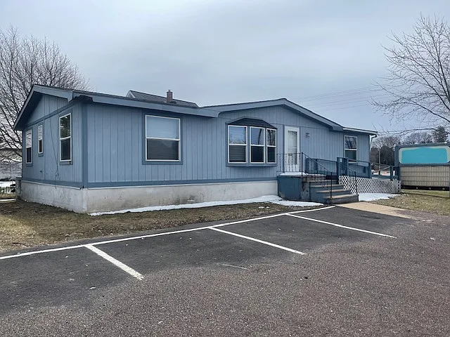 1 bed, 1500 sqft, $490 — Photo 1