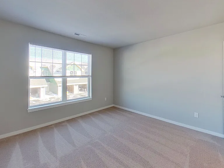 2002 American Eagle Dr #11 — Photo 17