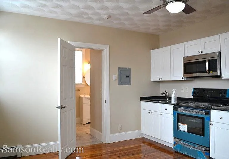80 Medway St #3 — Photo 10