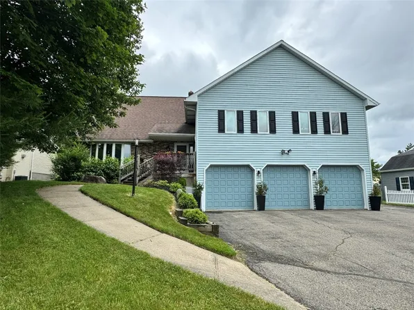 328 Hearthstone Dr, Endwell, NY 13760
