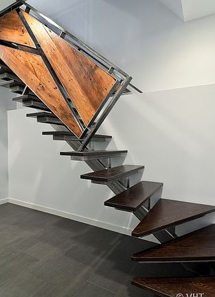 5th image of 1457 W Erie St #2