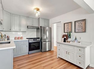 2504 Spring St, Redwood City, CA 94063