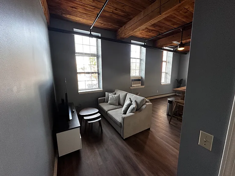 156 Front St #207 — Photo 4