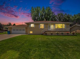 3386 Meadow Ln, Bridgman, MI 49106