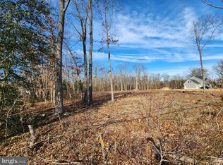 205 W Malaga Rd, Williamstown, NJ 08094