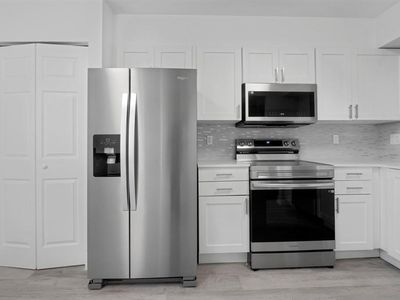 2200 S Cypress Bend Dr #402, Pompano Beach, FL, 33069