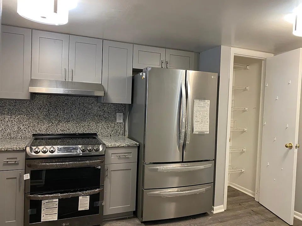 2986 Saint Albans Com