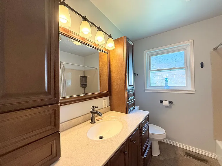 209 S Quebec Ave — Photo 11