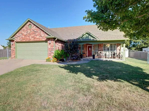 8137 E Misty Morning Pl, Claremore, OK 74019