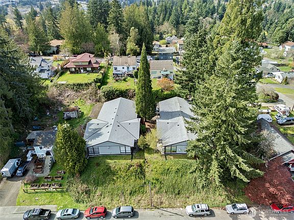 2nd image of 309 S Yantic Avenue