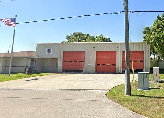 3rd image of 106 Rhapsody Ct