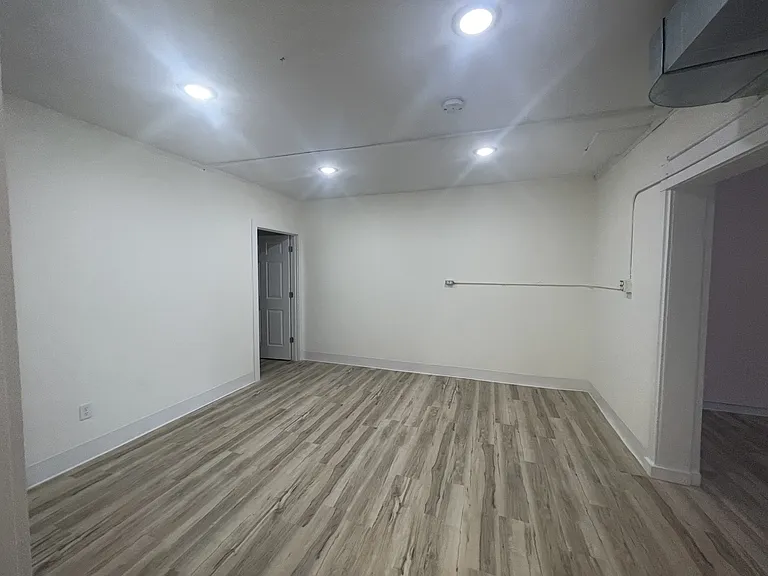 219 S Locust St #2 — Photo 20