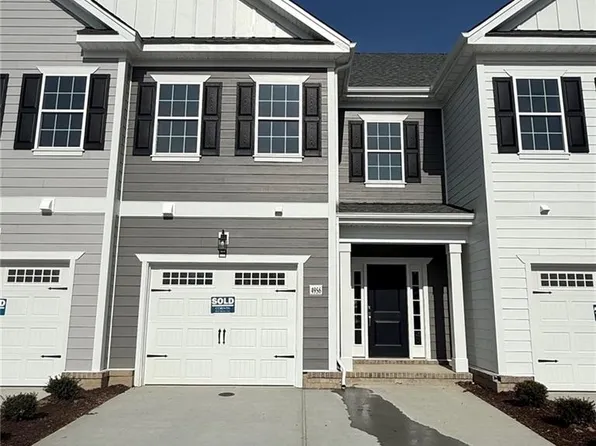 4956 Apricot Way, Chesapeake, VA 23321
