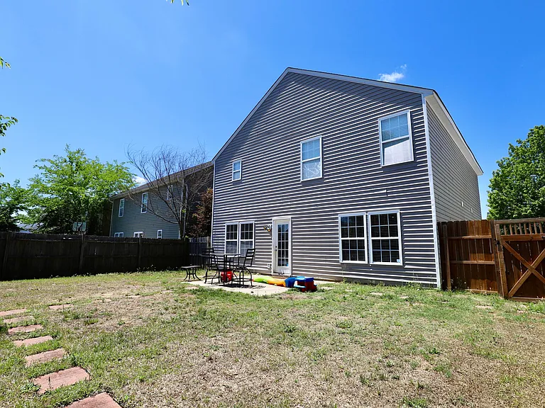 1733 Benelli St — Photo 73