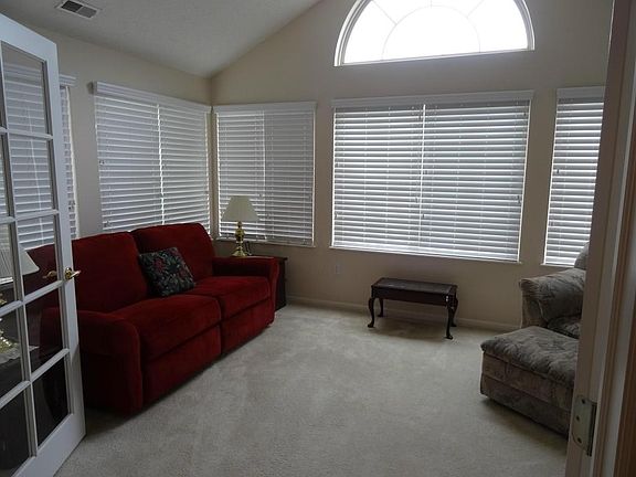 4th image of 4246 Bridgelane Pl