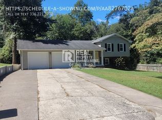 5930 Meadowdale Ct, Winston Salem, NC 27105