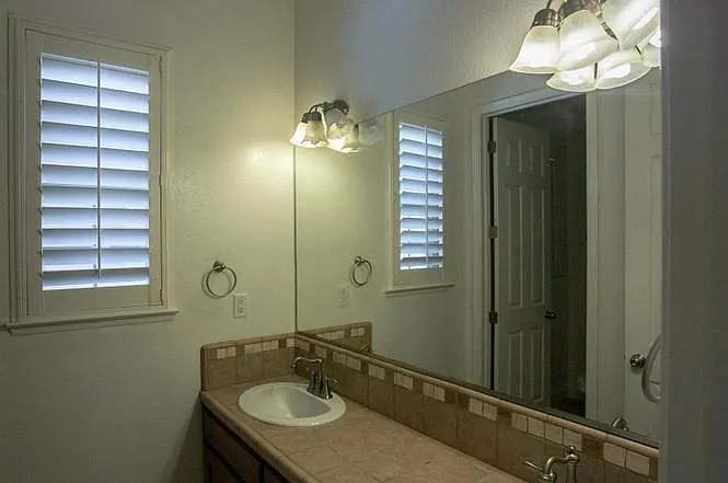 5895 N Torrey Pines Ave — Photo 12